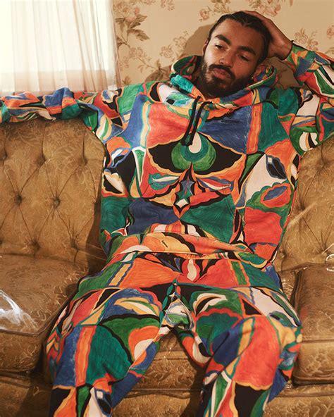 portafoglio gucci x supreme|Shop Supreme’s Groovy Collaboration With Emilio Pucci.